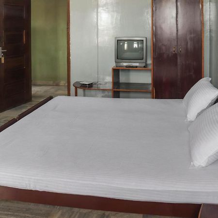 Spot On 49477 Hotel Galaxy Dimāpur Extérieur photo