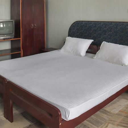 Spot On 49477 Hotel Galaxy Dimāpur Extérieur photo